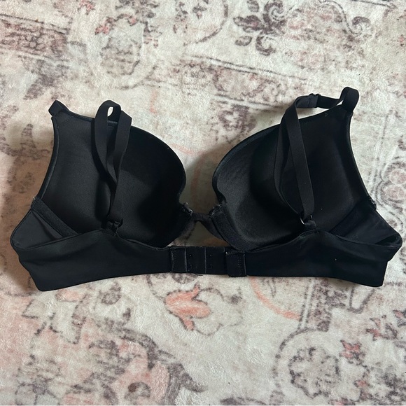 Madeinform Black Bra - Picture 2 of 3